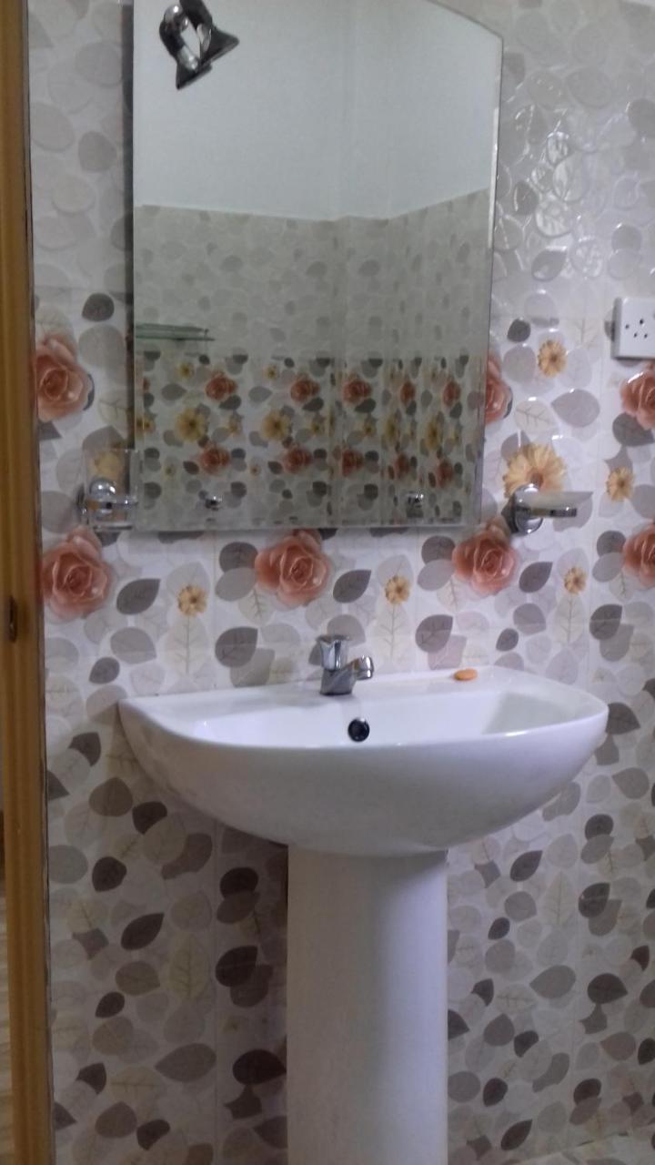 Rainbow Guest House Хиккадува Экстерьер фото